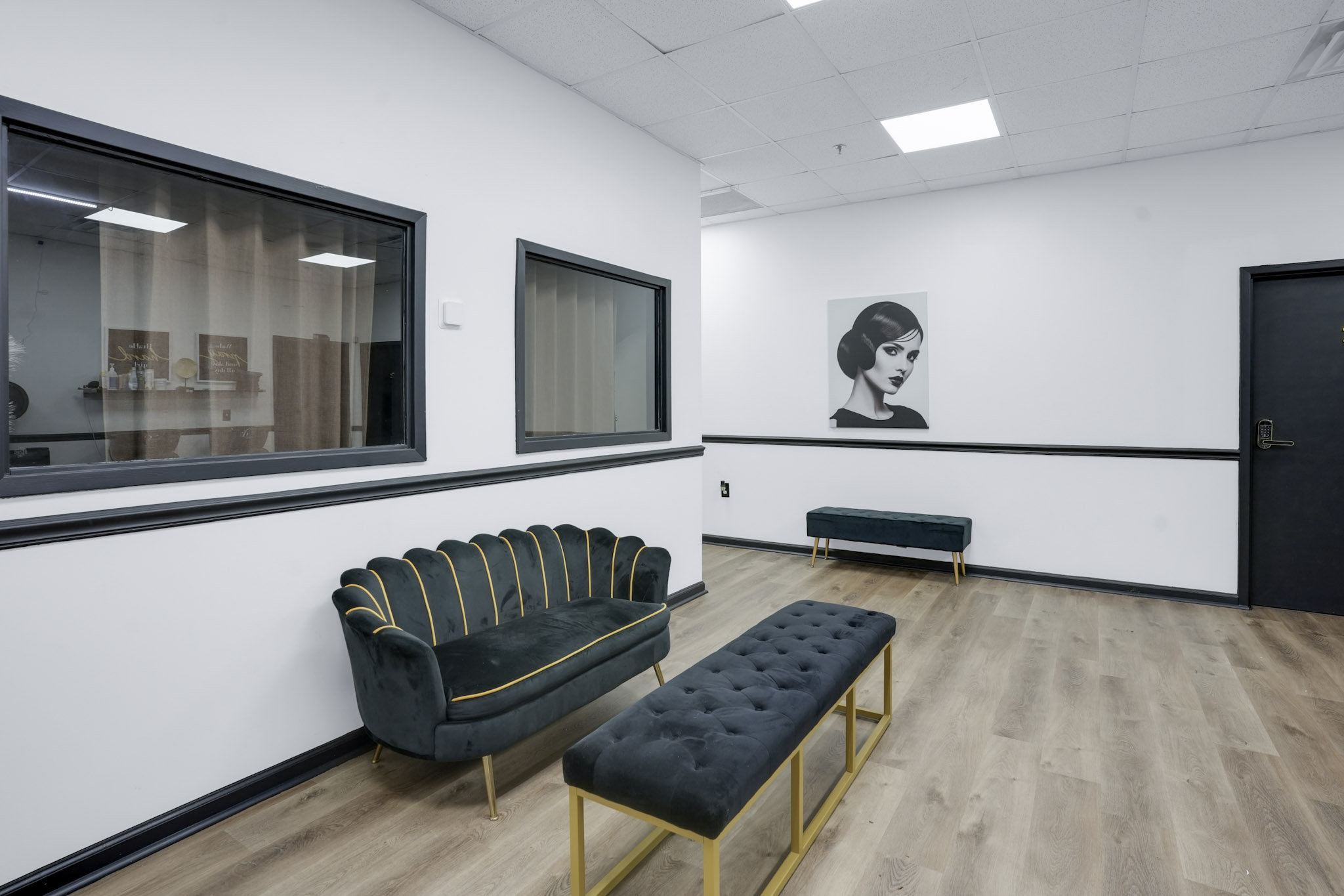 CMG Signature Suites luxurious waiting area